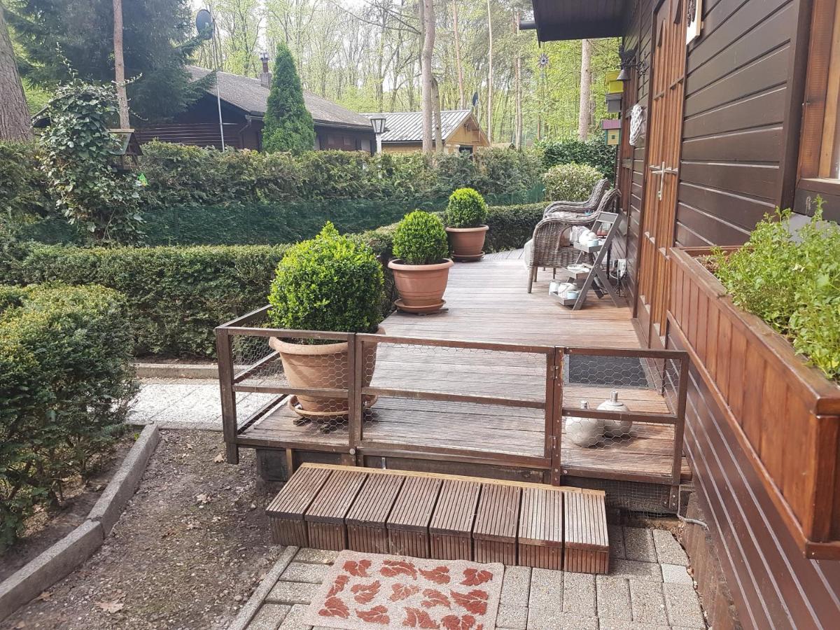 Charme Chalet Zutendaal Esterno foto