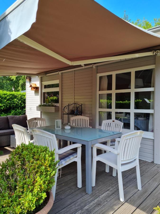 Charme Chalet Zutendaal Esterno foto