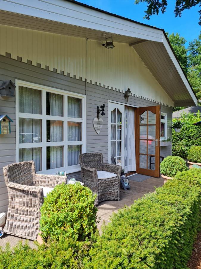 Charme Chalet Zutendaal Esterno foto